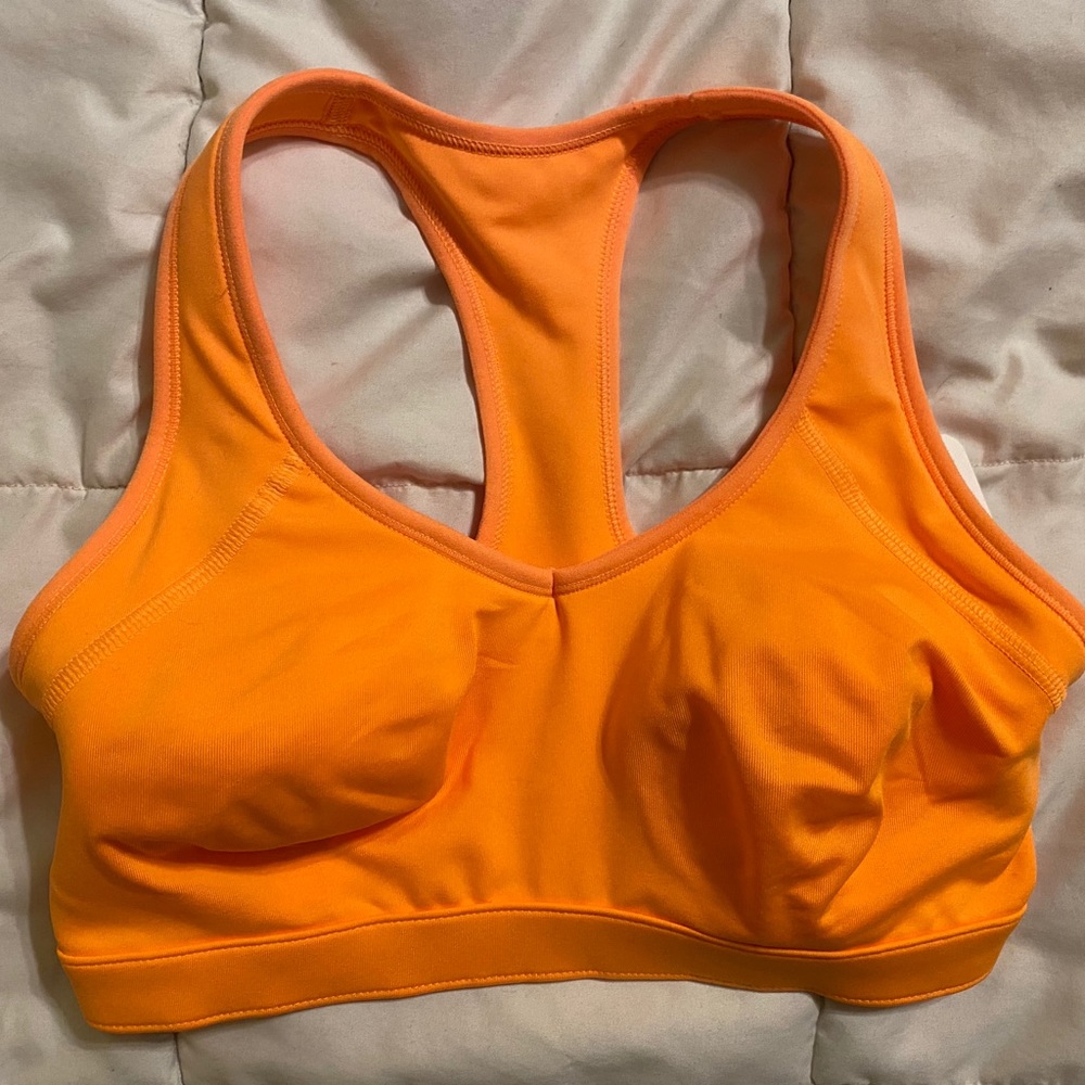 NWT GapFit high impact sports bra